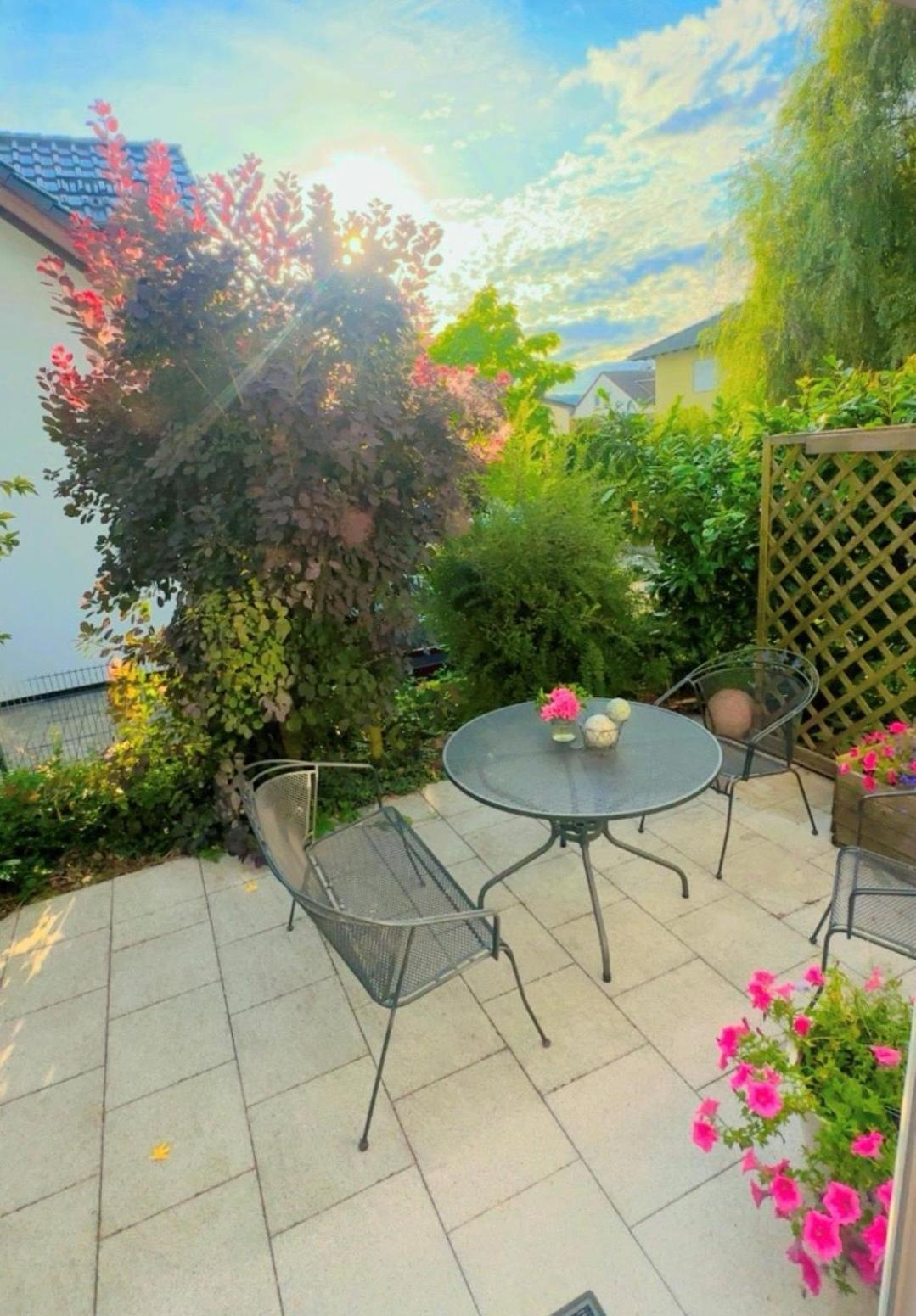 마르부르크 Idyllische Ferienoase Mit Traumhafter Terrasse 아파트 외부 사진